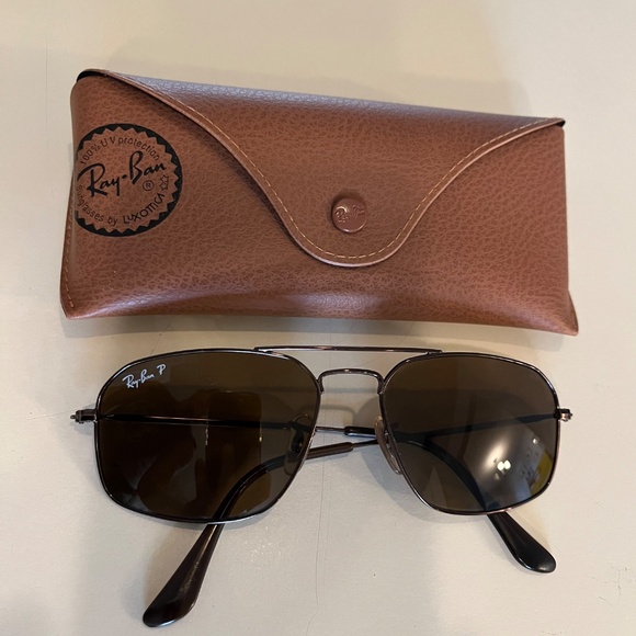 Men’s Ray-Ban’s polarized sunglasses - Picture 2 of 4